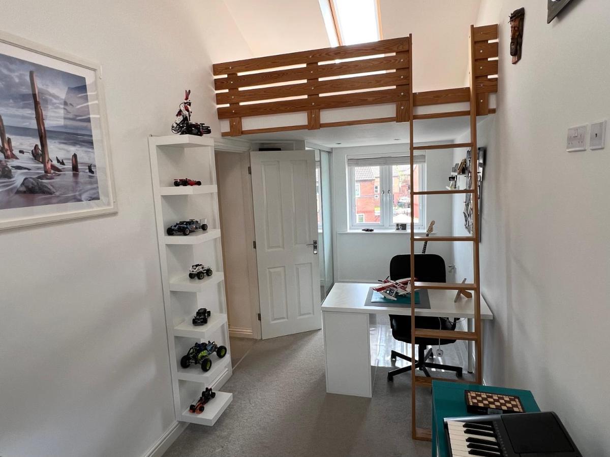 Simply Stunning 2 Bedroom Home With Parking Space Nottingham Esterno foto